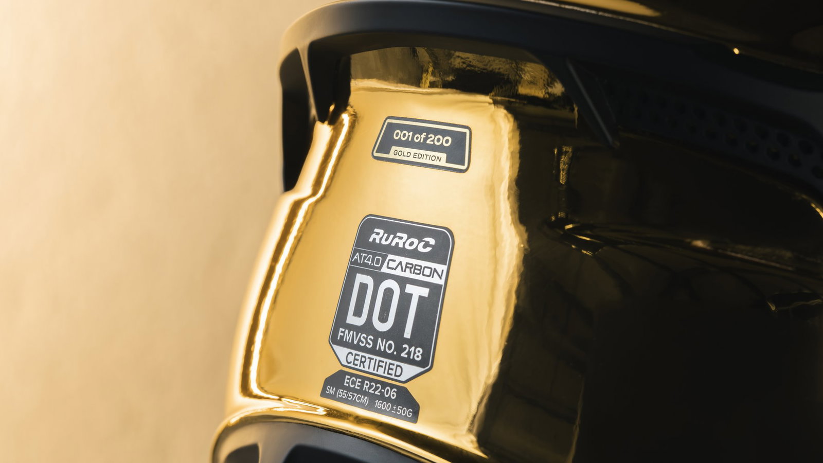  The Ruroc AT4.0 Carbon Gold Chrome