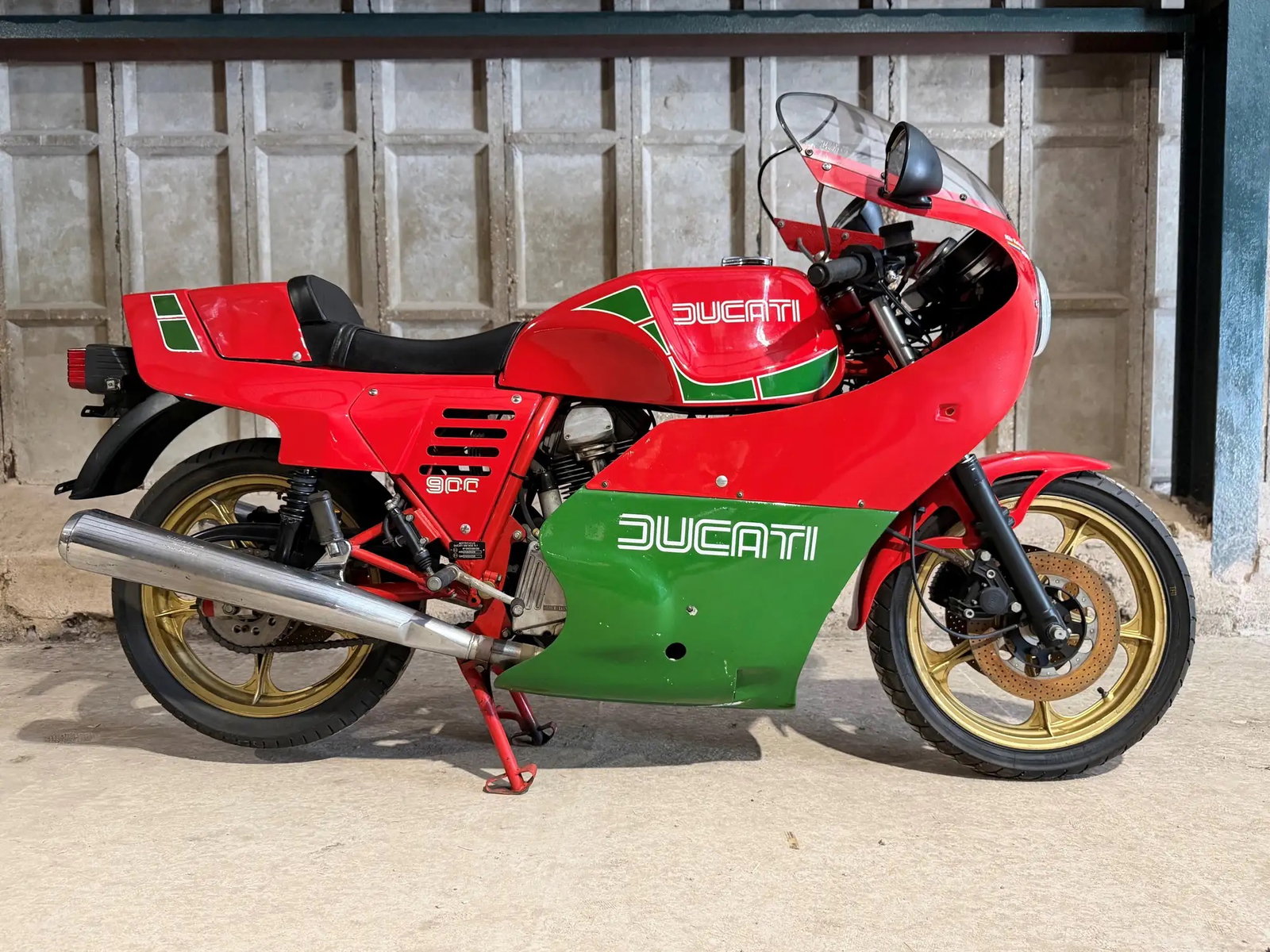 A Ducati Mike Hailwood Replica