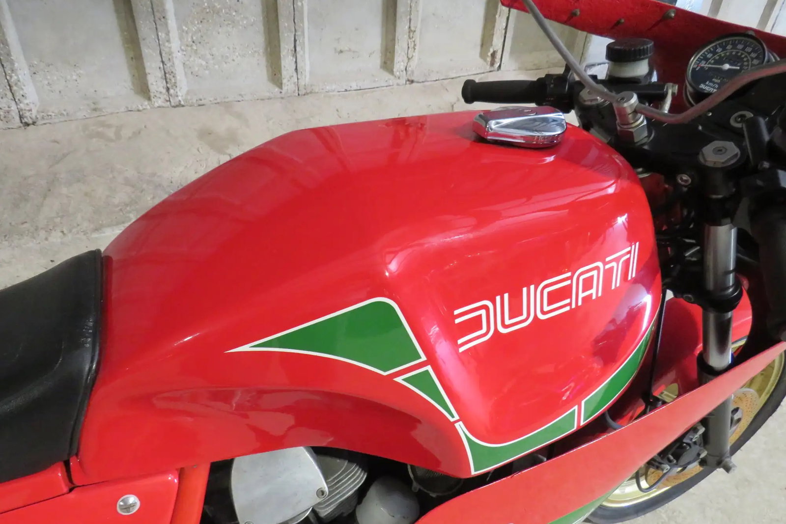 the fuel tank of a Ducati Mike Hailwood Replica