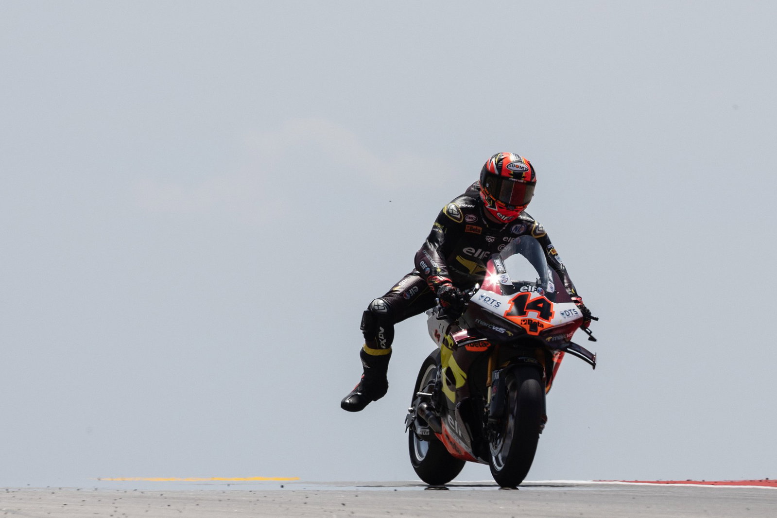 Sam Lowes riding a Ducati Panigale V4 R at Aragon. Credit: Gold and Goose.