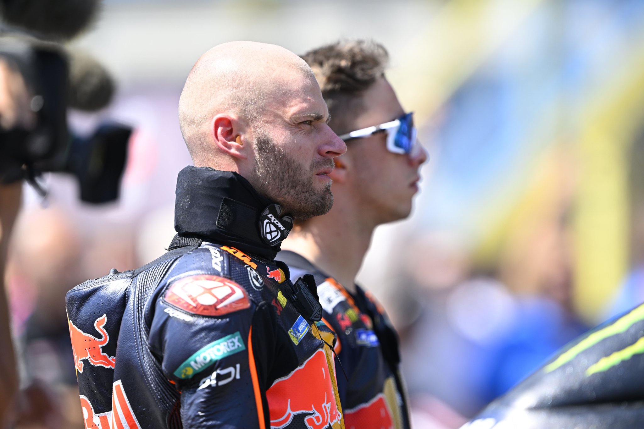Brad Binder next to Pedro Acosta. Credit: Gold and Goose.