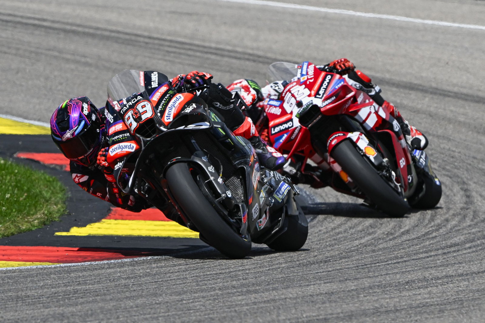 Jorge Martin racing Ducati's Francesco Bagnaia in 2026. Credit: Gold and Goose.