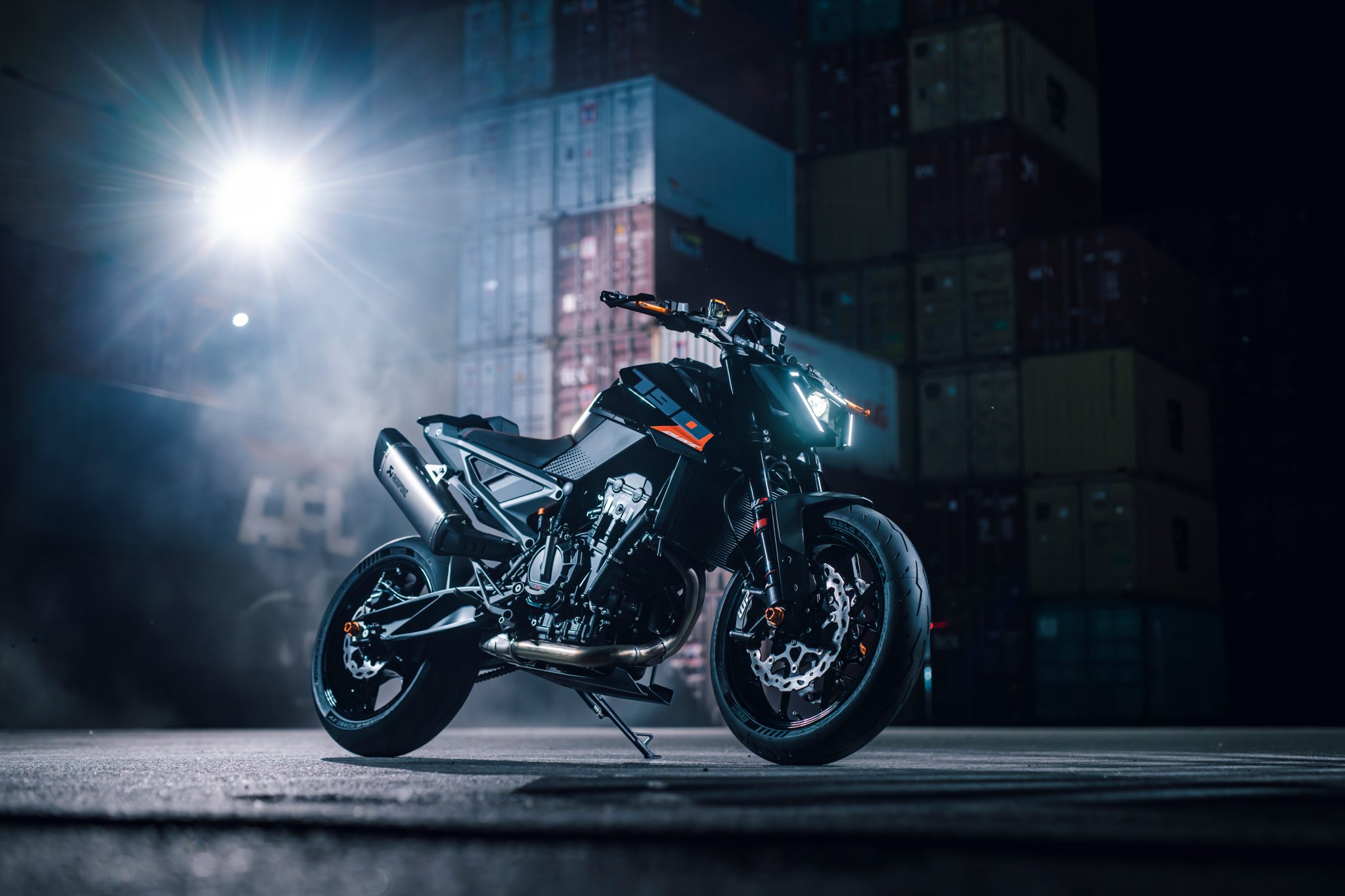 2027 KTM 790 Duke in black. 