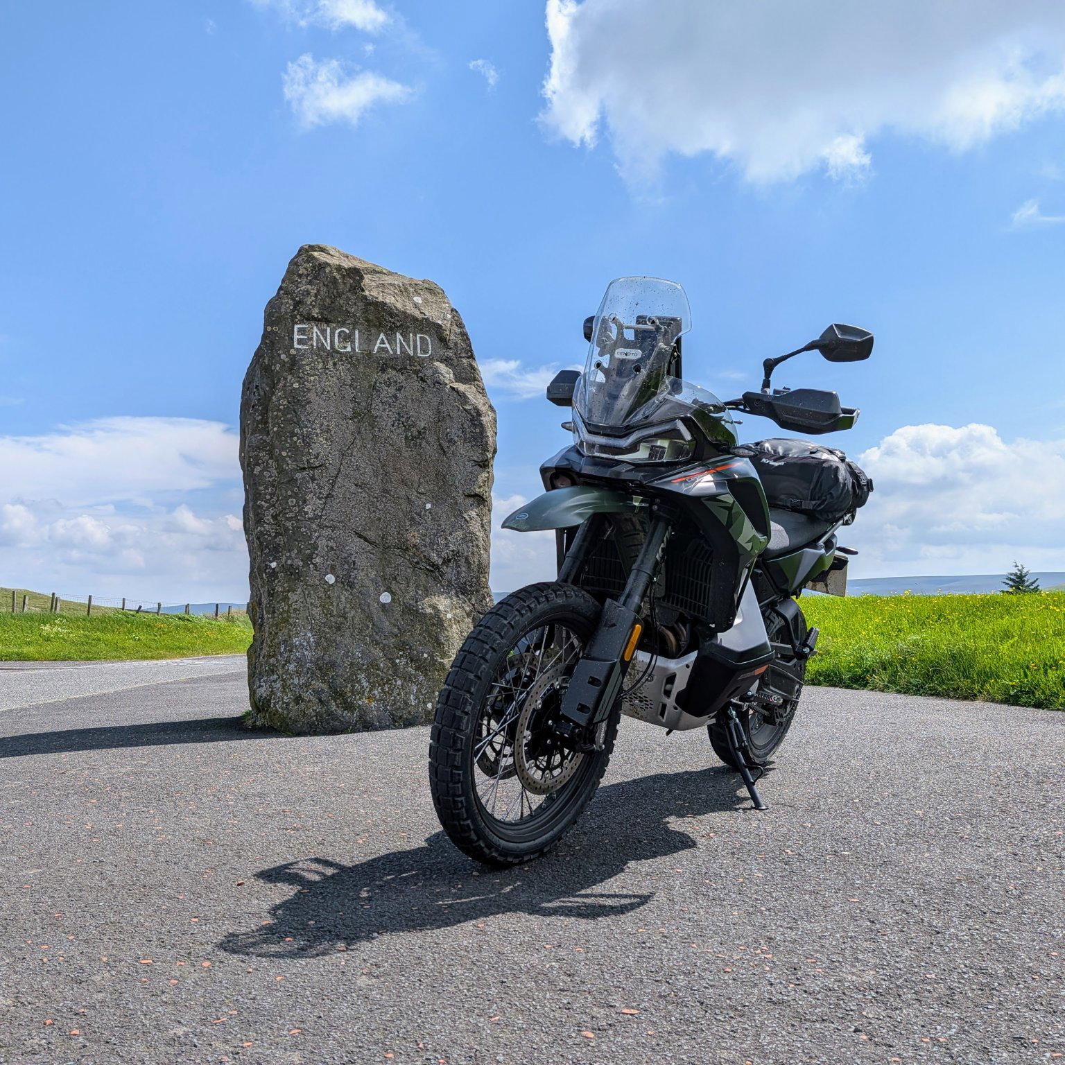 CFMoto 1000MT-X