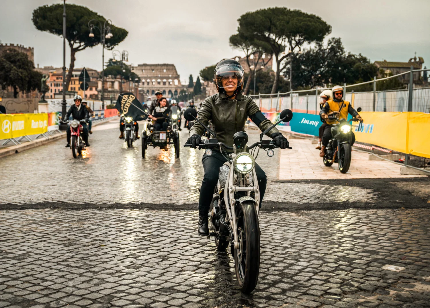 Royal Enfield Flying Flea C6 à Rome