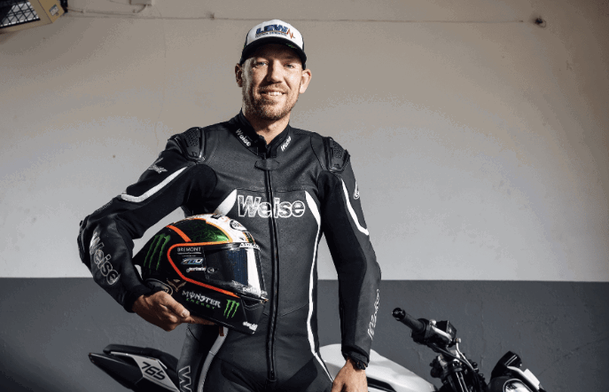 Peter Hickman wearing the Weise Tornado 2.0 suit.
