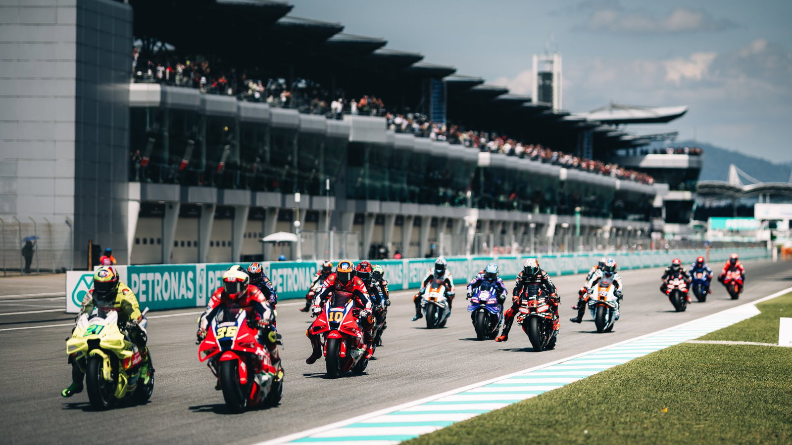 MotoGP bikes racing at Sepang
