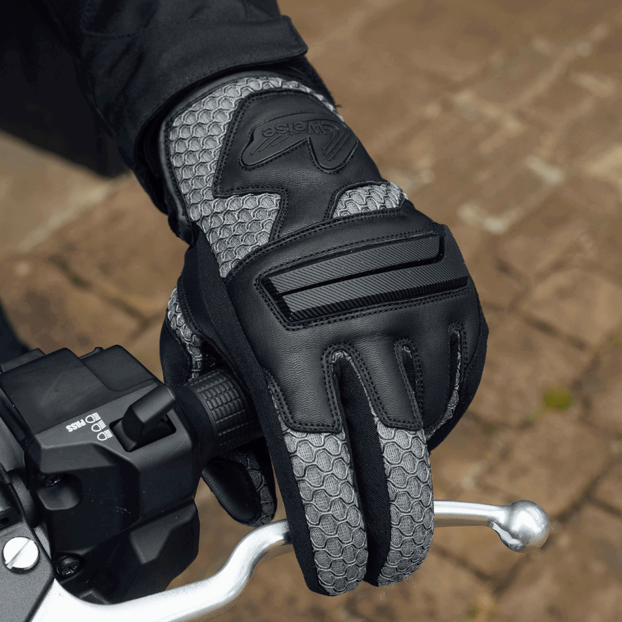 Weise Hive gloves.