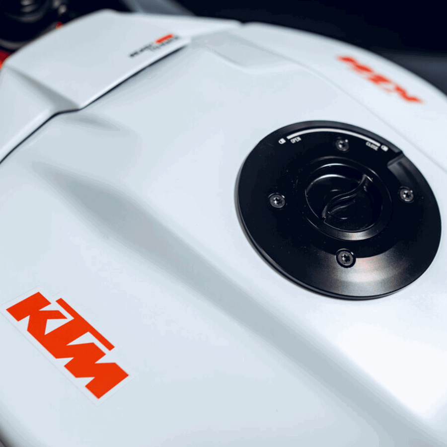 2026 KTM 990 RC R Track fuel tank.
