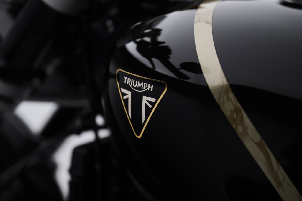 Triumph badge on the new Speed Twin 1200 TFC.
