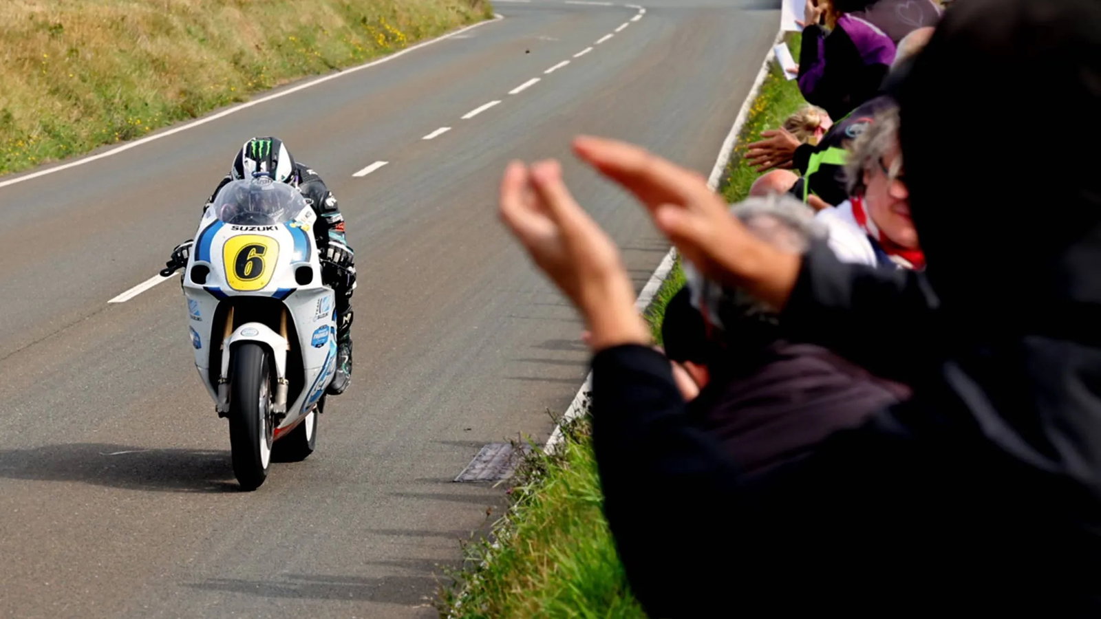 Michael Dunlop racing at the Classic TT. Credit: Isle of Man TT.