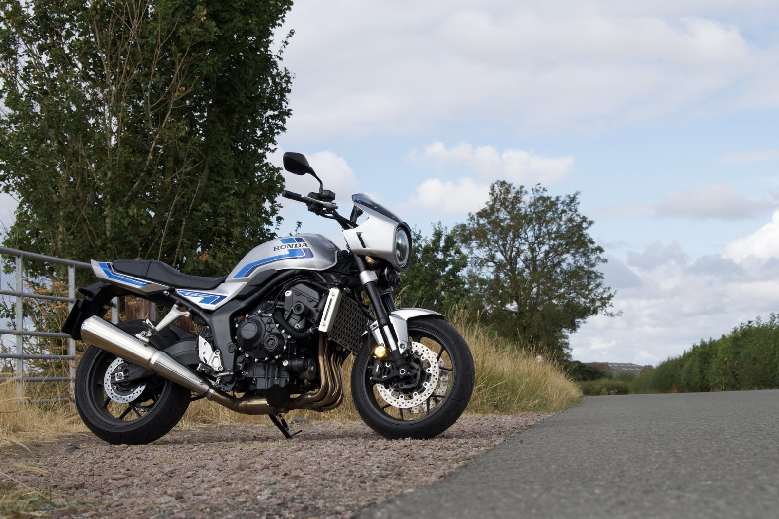 The Honda CB1000F - static