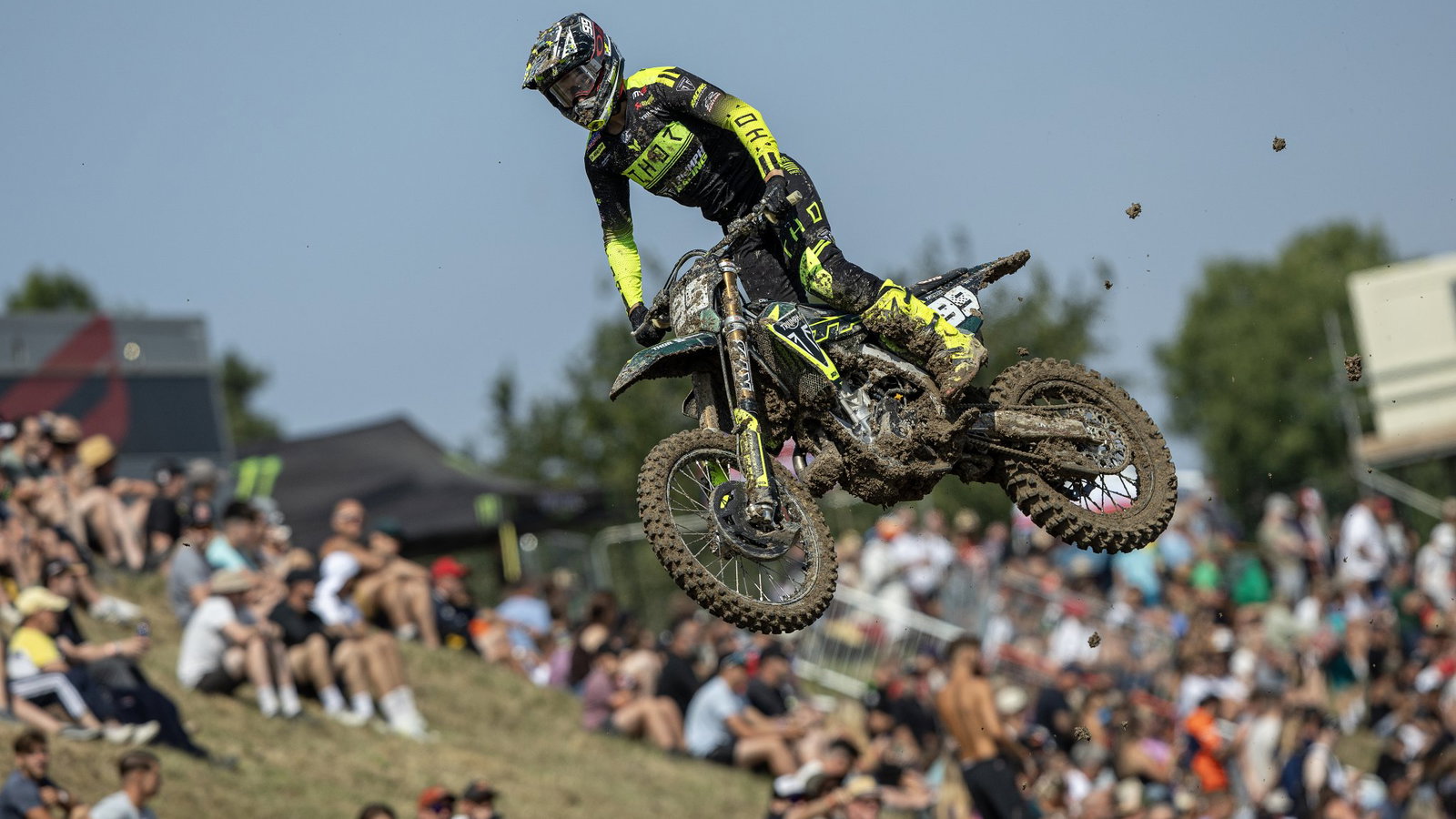 Guillem Farres riding in the MX2 series.