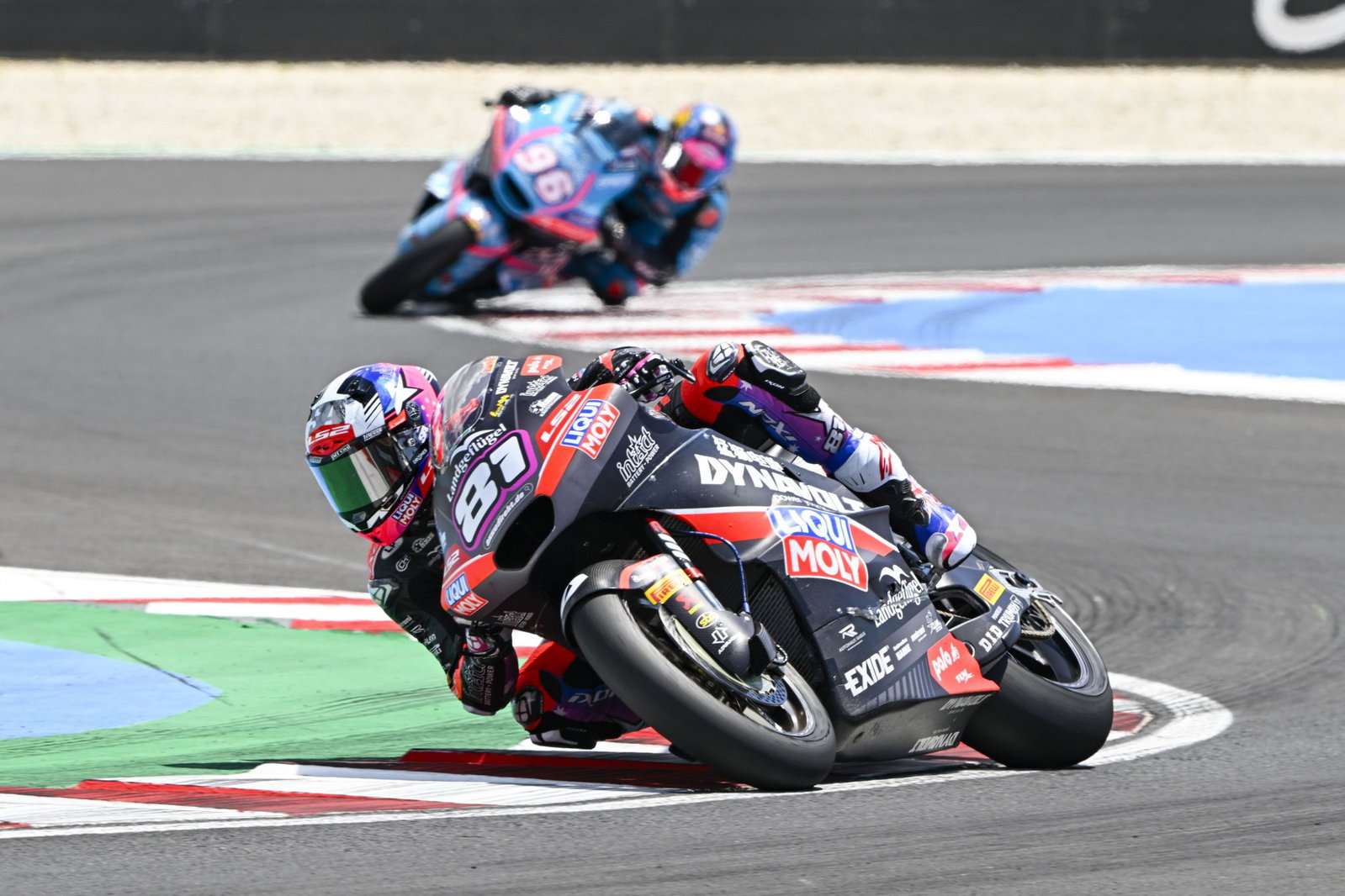 Triumph powered Moto2 bikes on track | Image: © Gold and Goose