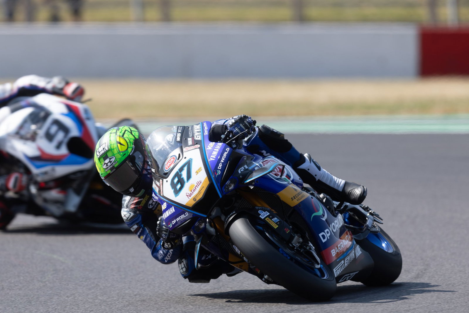 Remy Gardner racing at Donington Park. Credit: Gold and Goose.