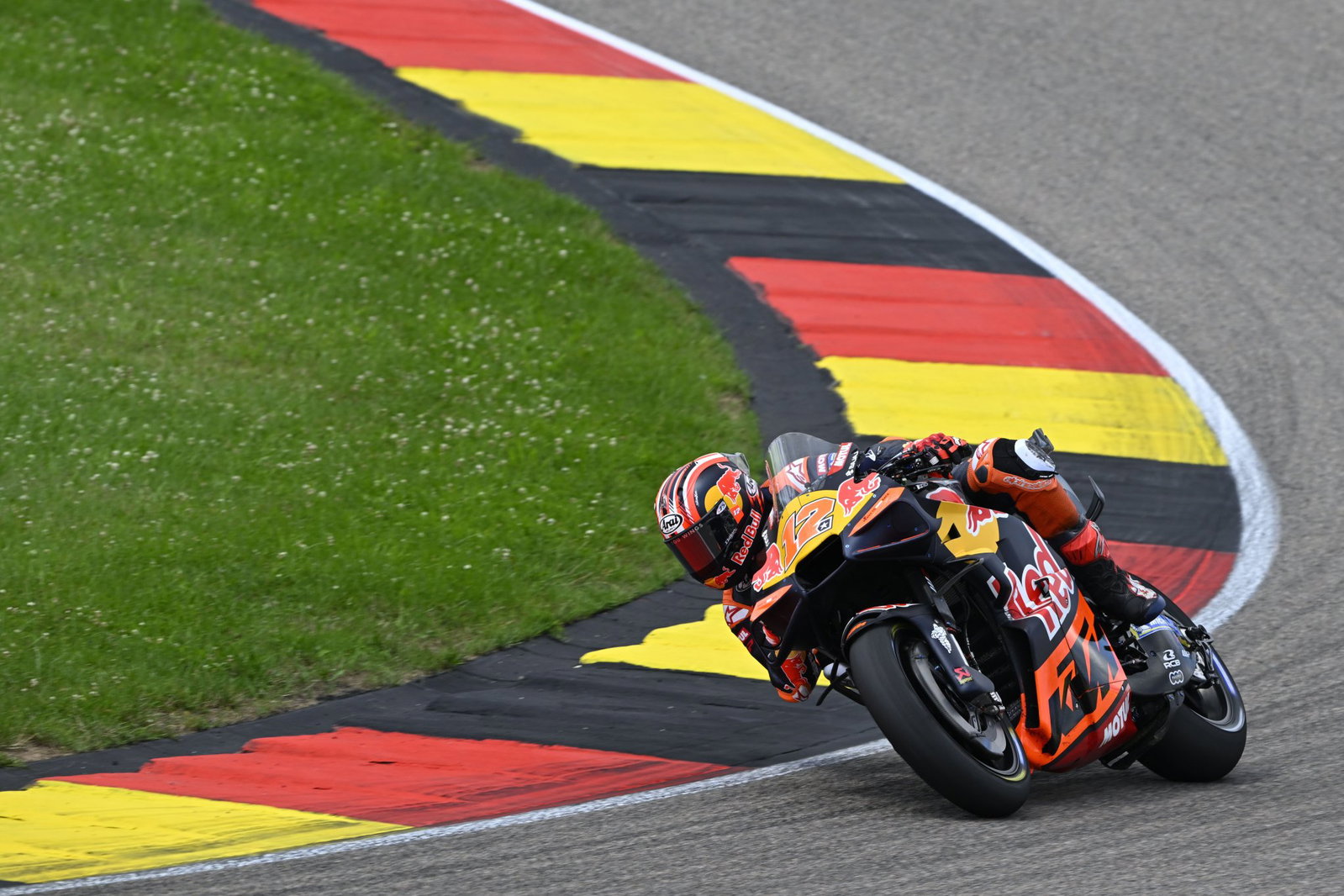 Maverick Vinales riding at Sachsenring. Credit: Gold and Goose.