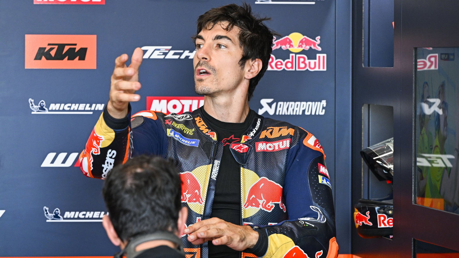 Maverick Vinales gesturing at a MotoGP race. Credit: Gold and Goose.