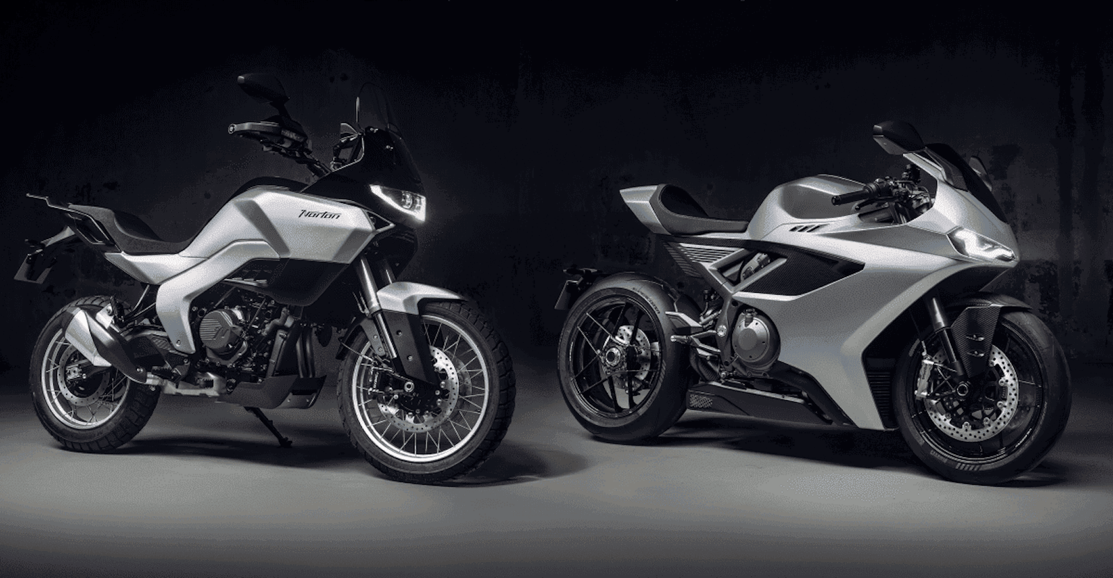 The Norton Atlas (L) and Manx R
