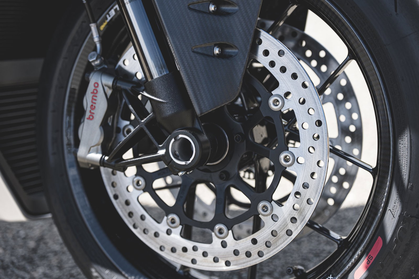 Brembo calipers on the Norton Manx R