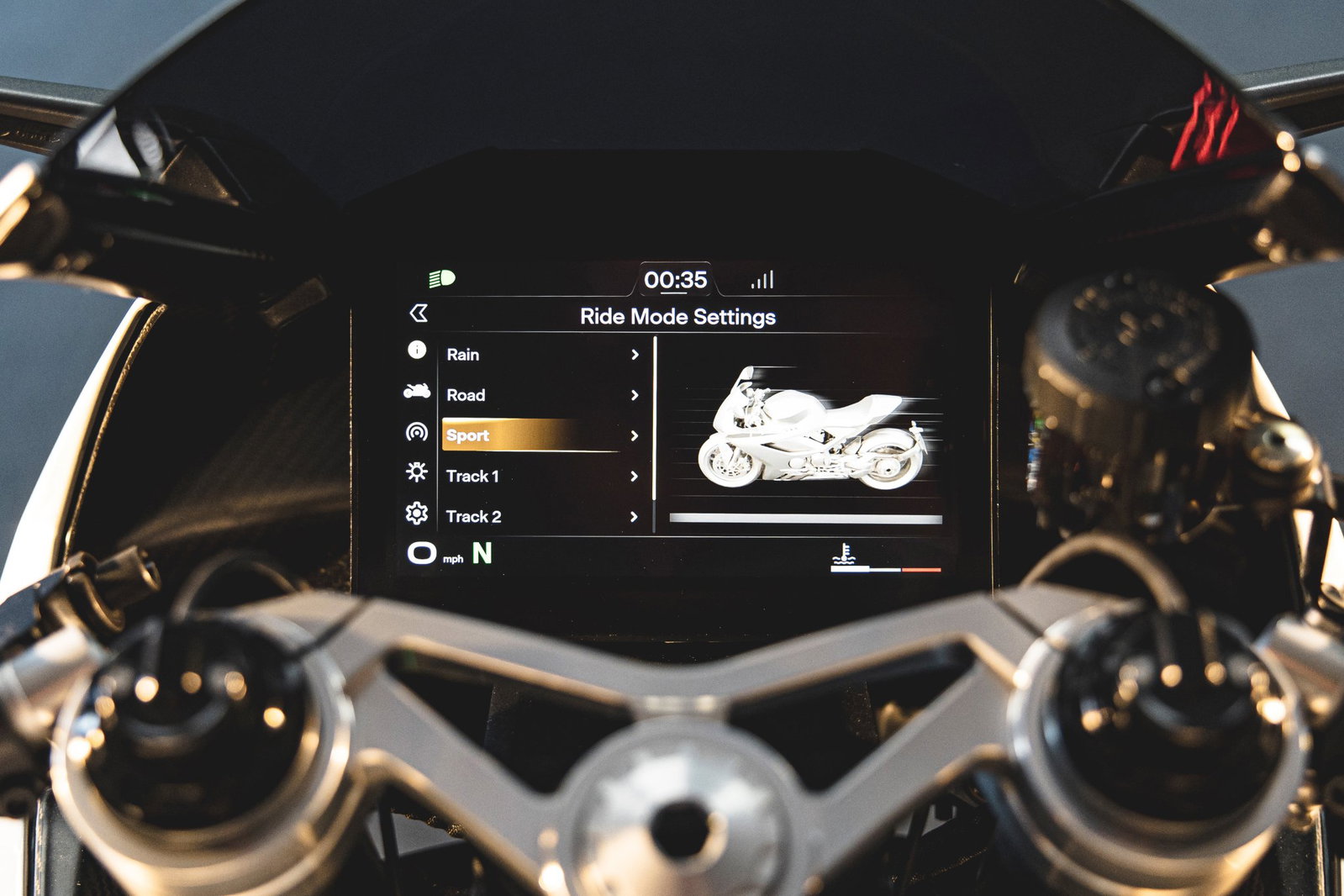 The Norton Manx R TFT dash