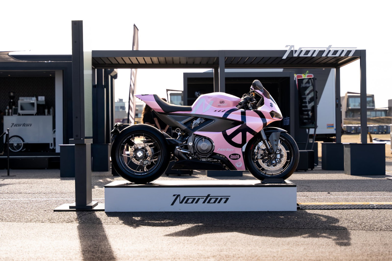 Norton x Peaceful Research Manx R.