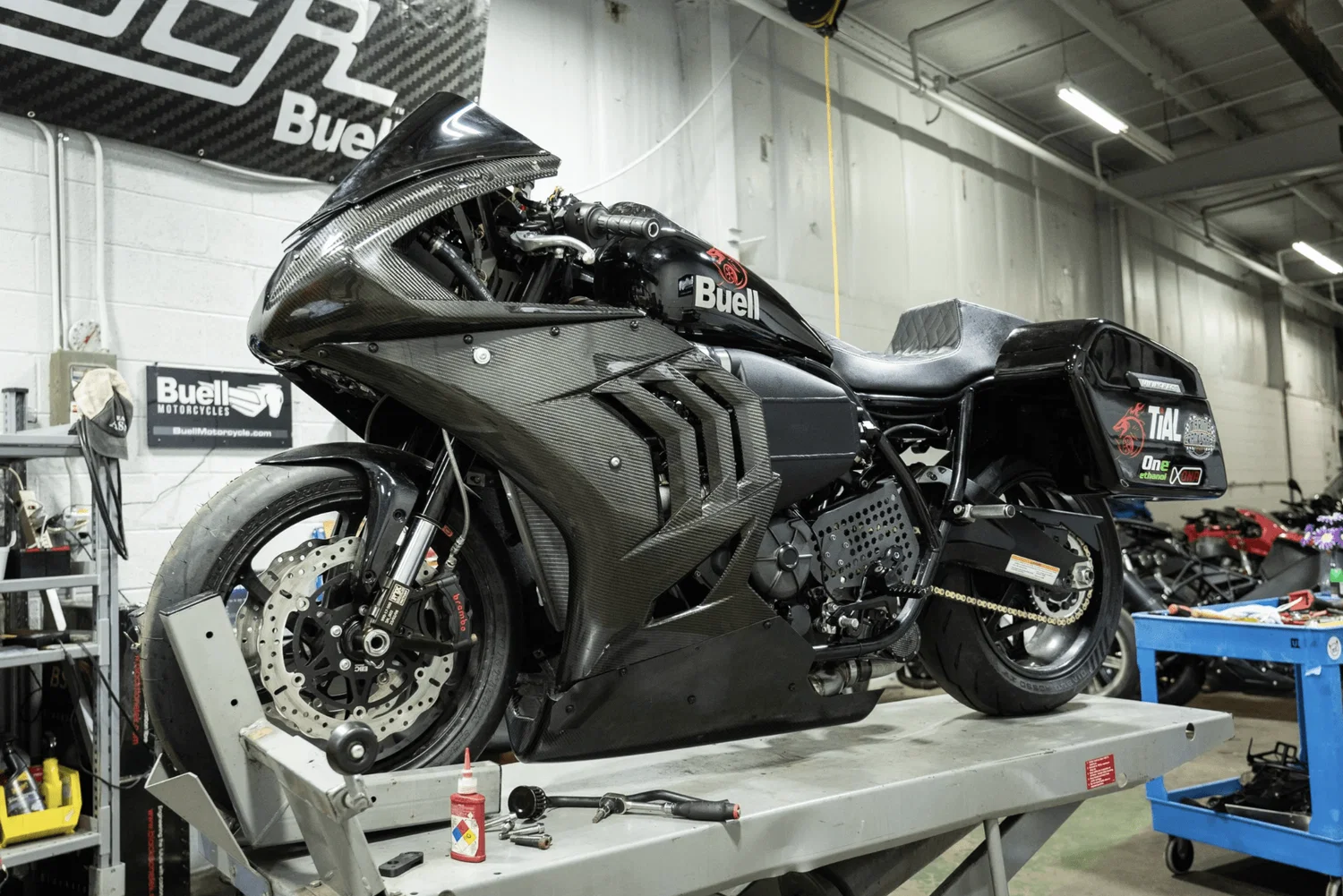 La Buell Leviathan sur l'établi