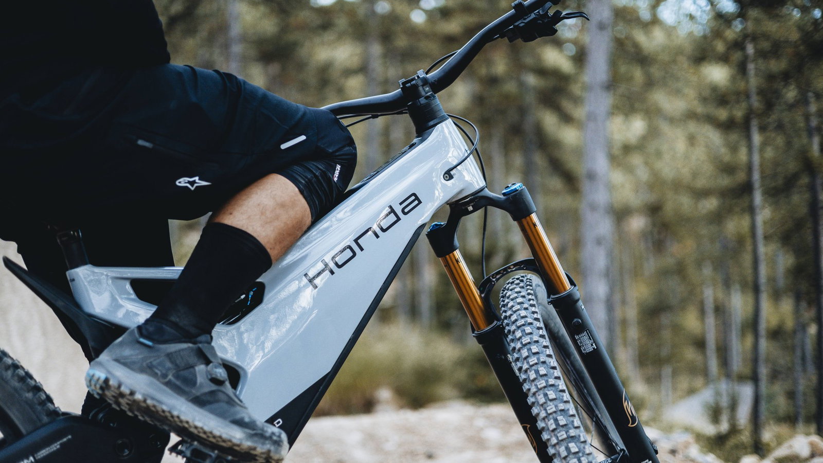 Honda reveals its first electric mountain bike prototype.