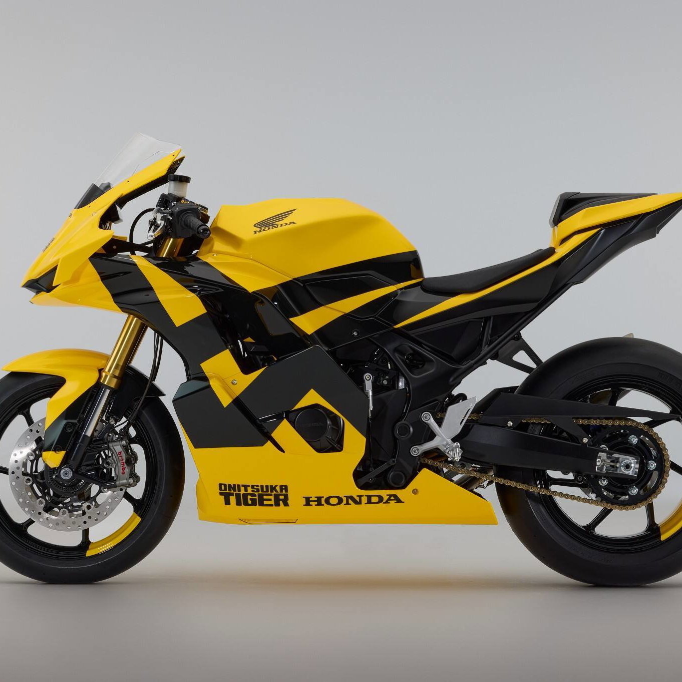 Honda's new middleweight sportbike concept.