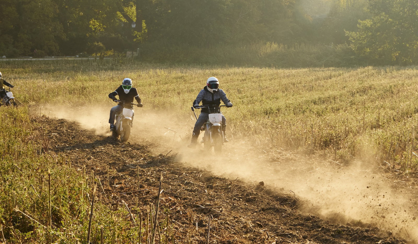 The LiveWire S4 Honcho Trail - riding