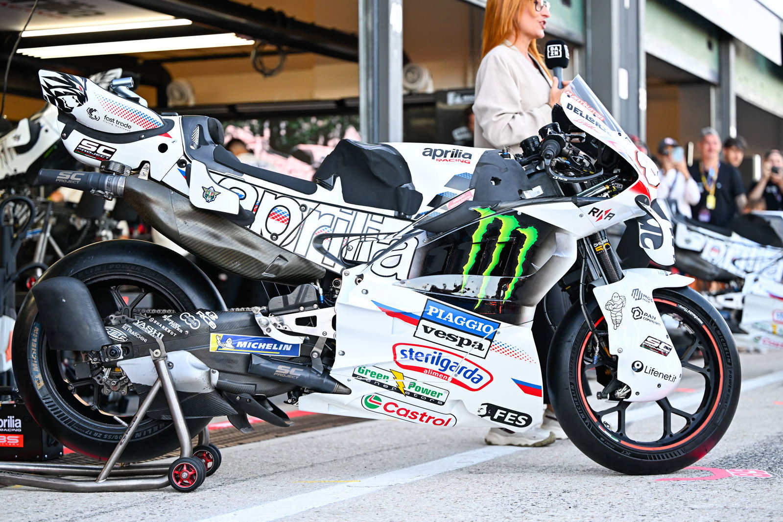 A special-liveried Aprilia MotoGP bike. Credit: Gold and Goose.