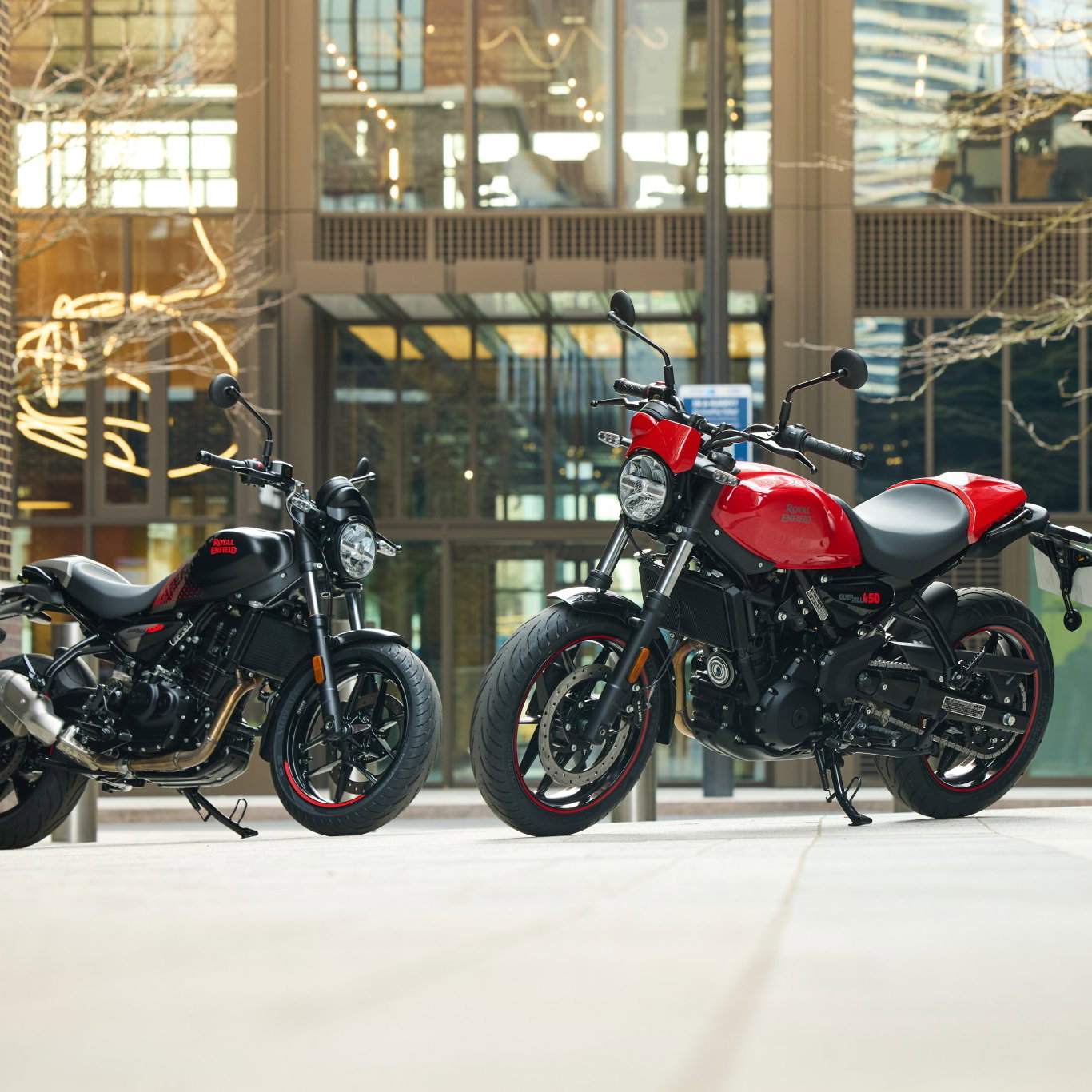 Royal Enfield Guerrilla 450 Apex models.