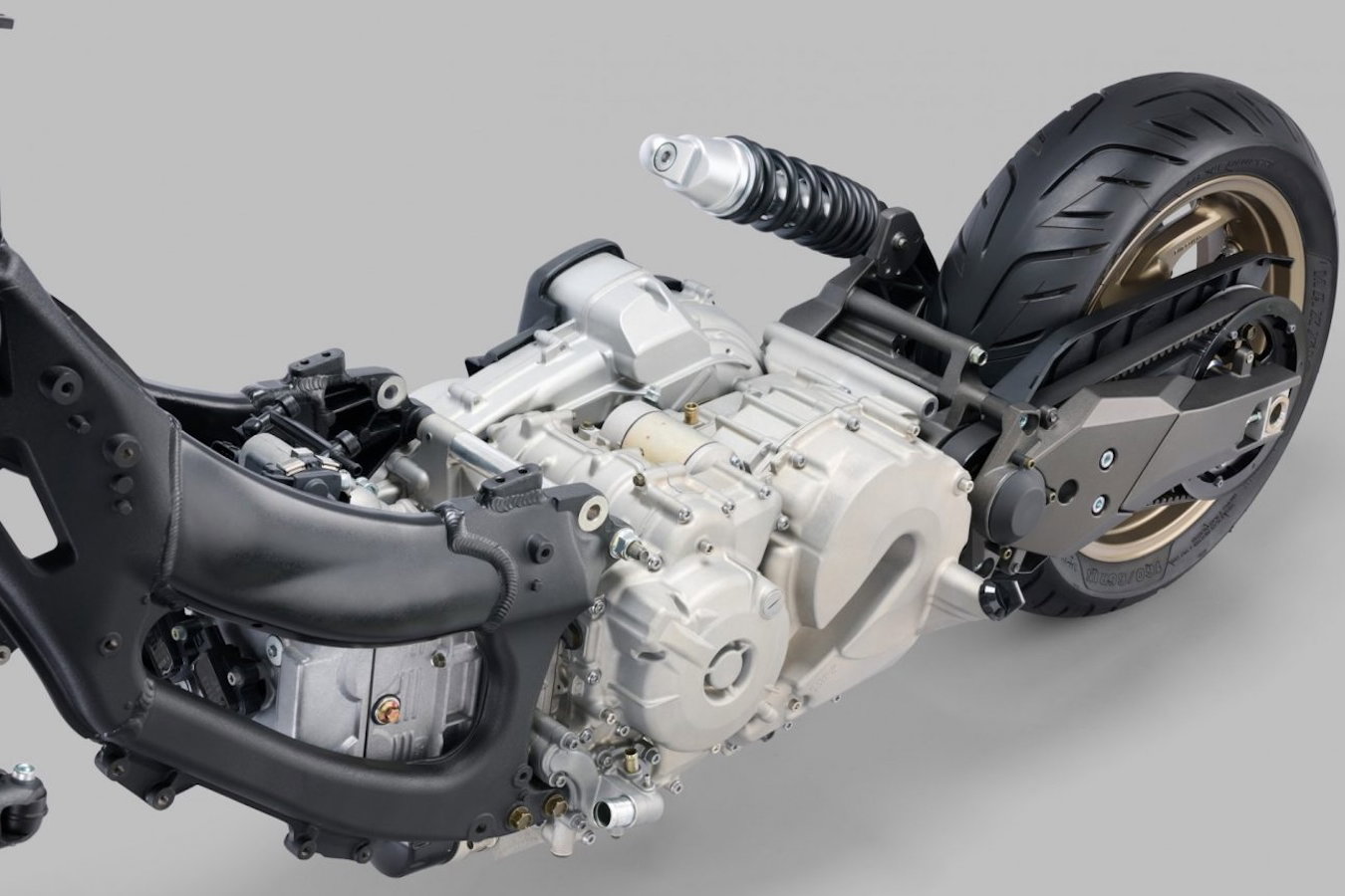 The engine, frame and gearbox of the KYMCO