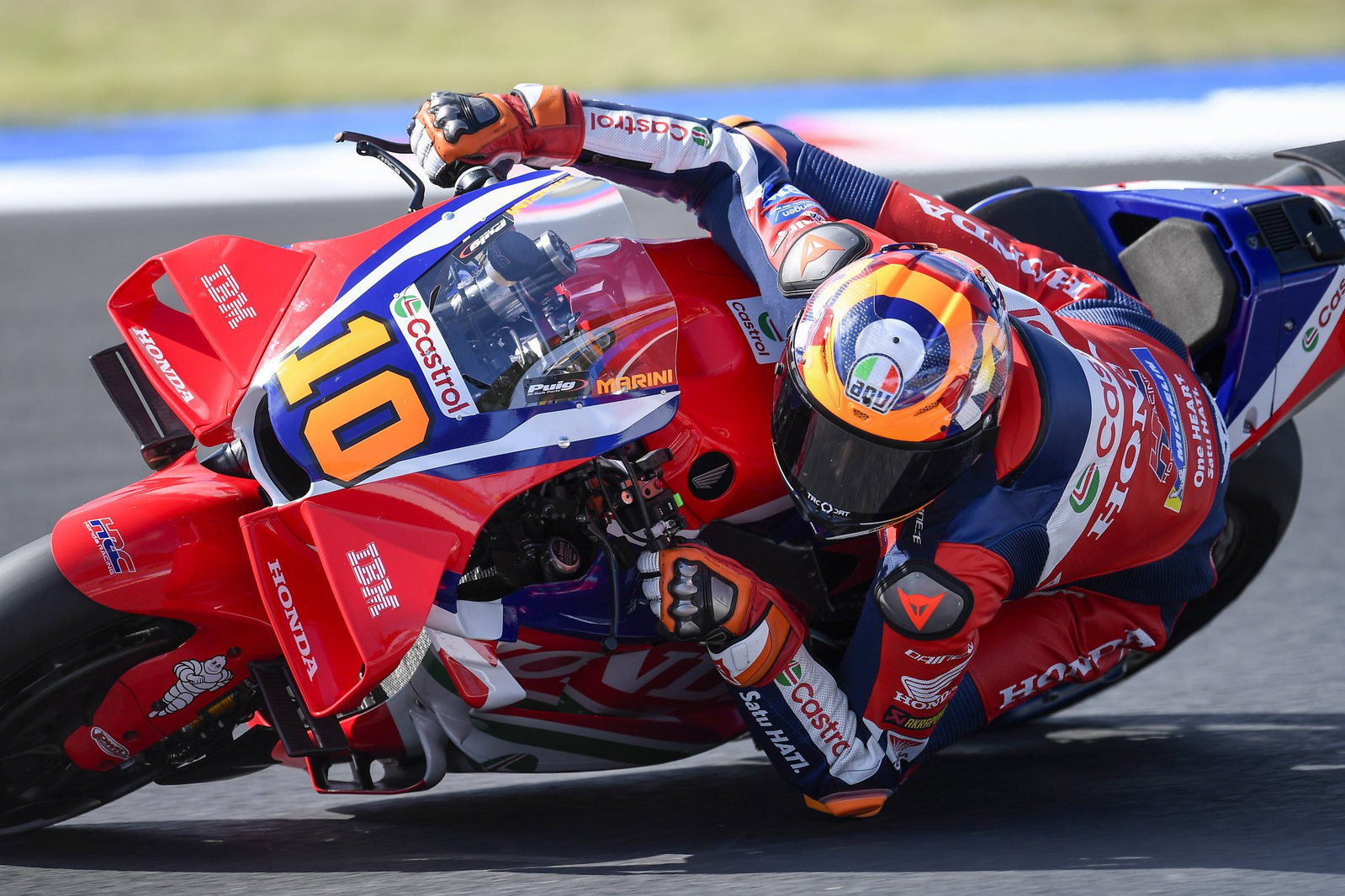 Luca Marini wearing the new AGV Pista GP R3.