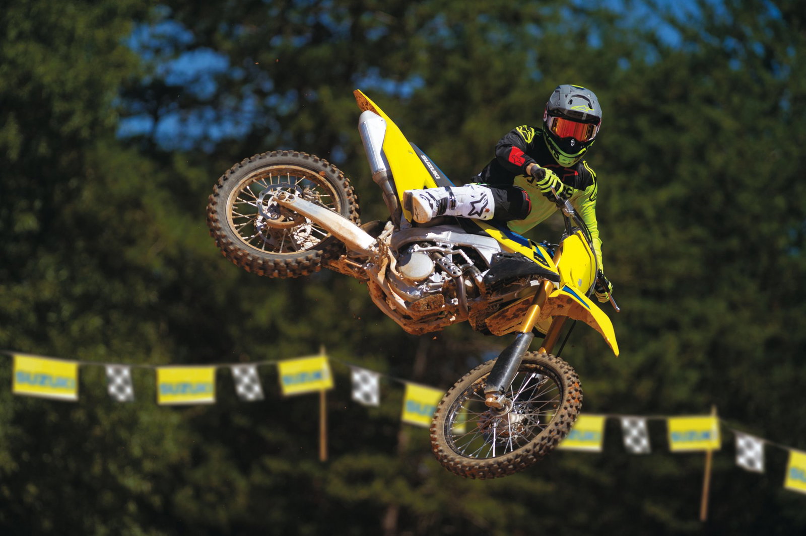 Suzuki's RM-Z250 in action.