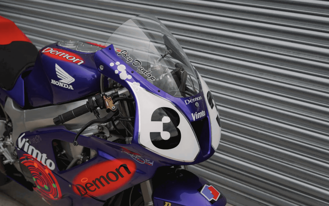 Joey Dunlop Vimto-liveried Honda SP-1. Credit: Iconic Auctioneers.