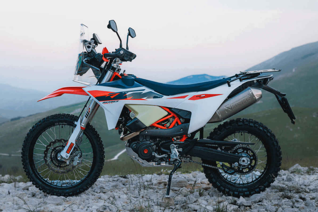 2027 KTM 690 Rally.