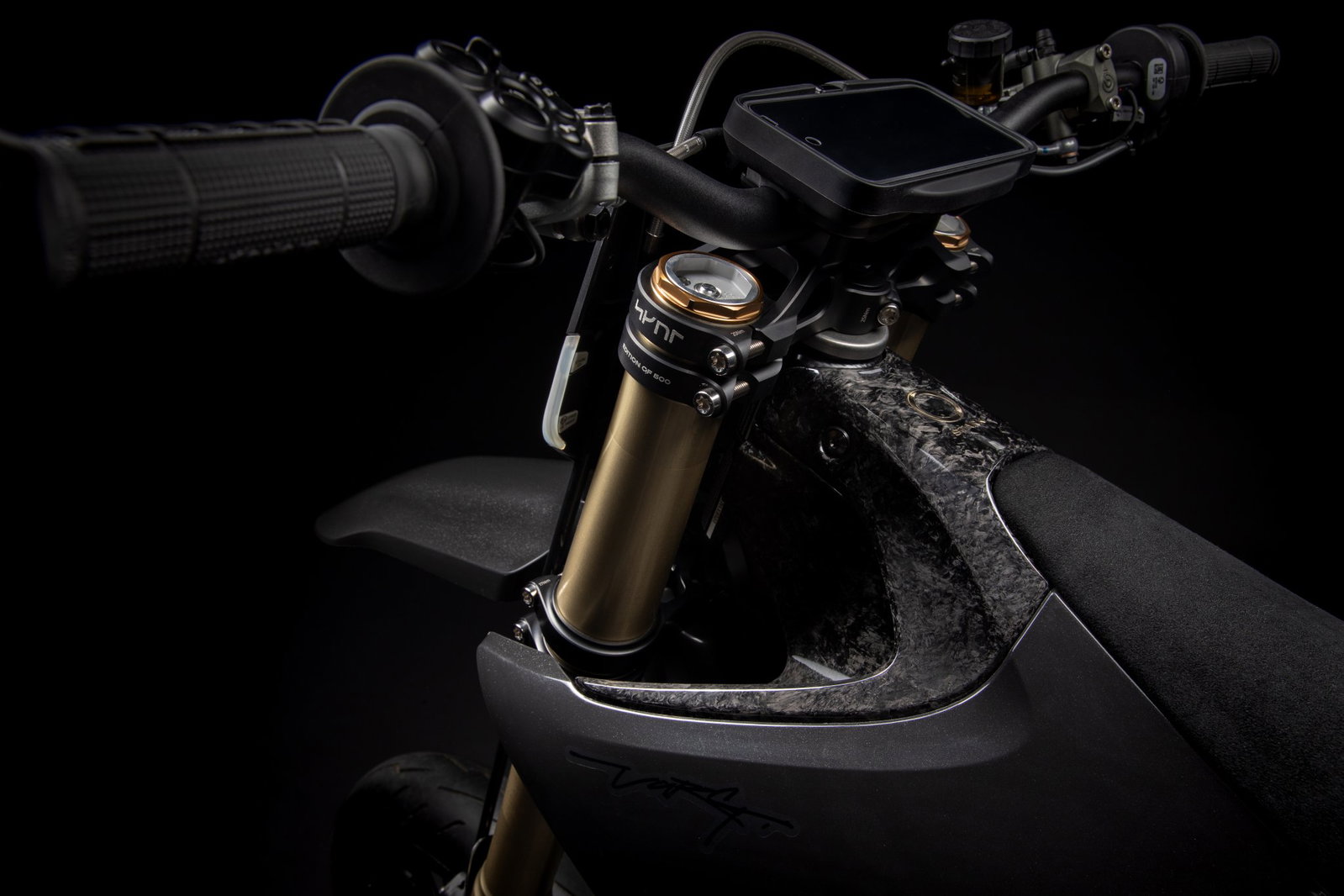 Front forks on the Stark Varg SM Sköll.