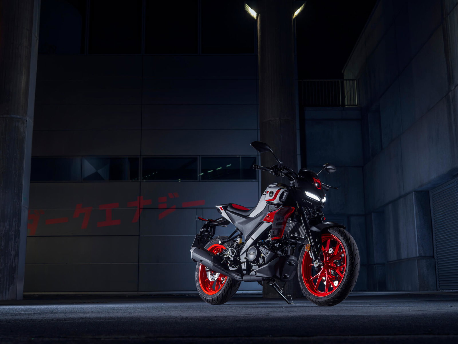 Yamaha MT-125 in a Redline White colourway.