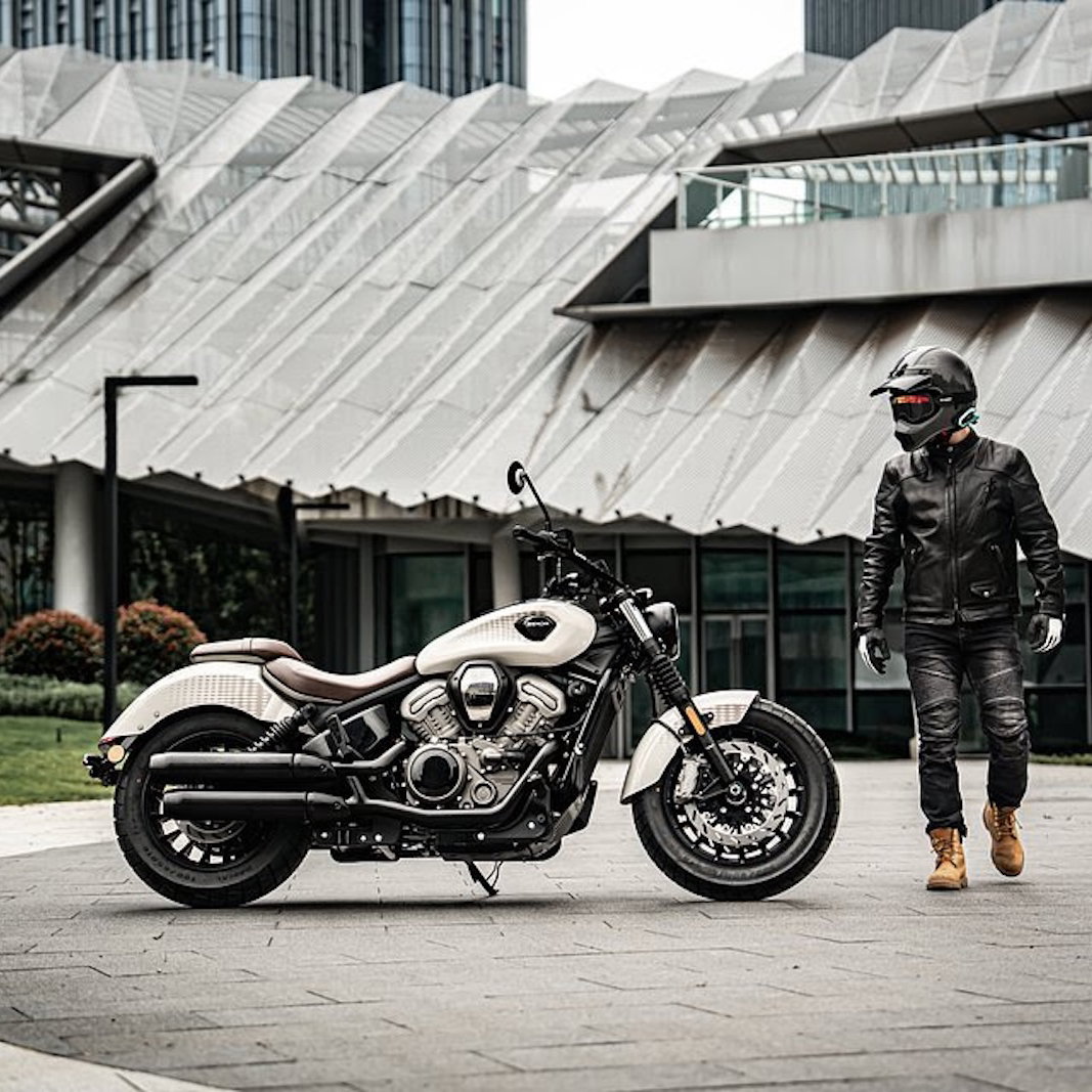 The Benda Dark Flag 950