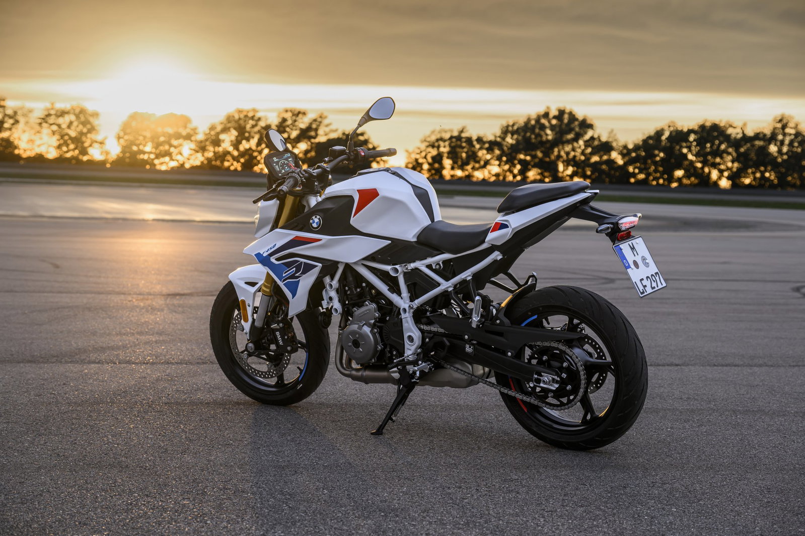 The 2027 BMW F450 R