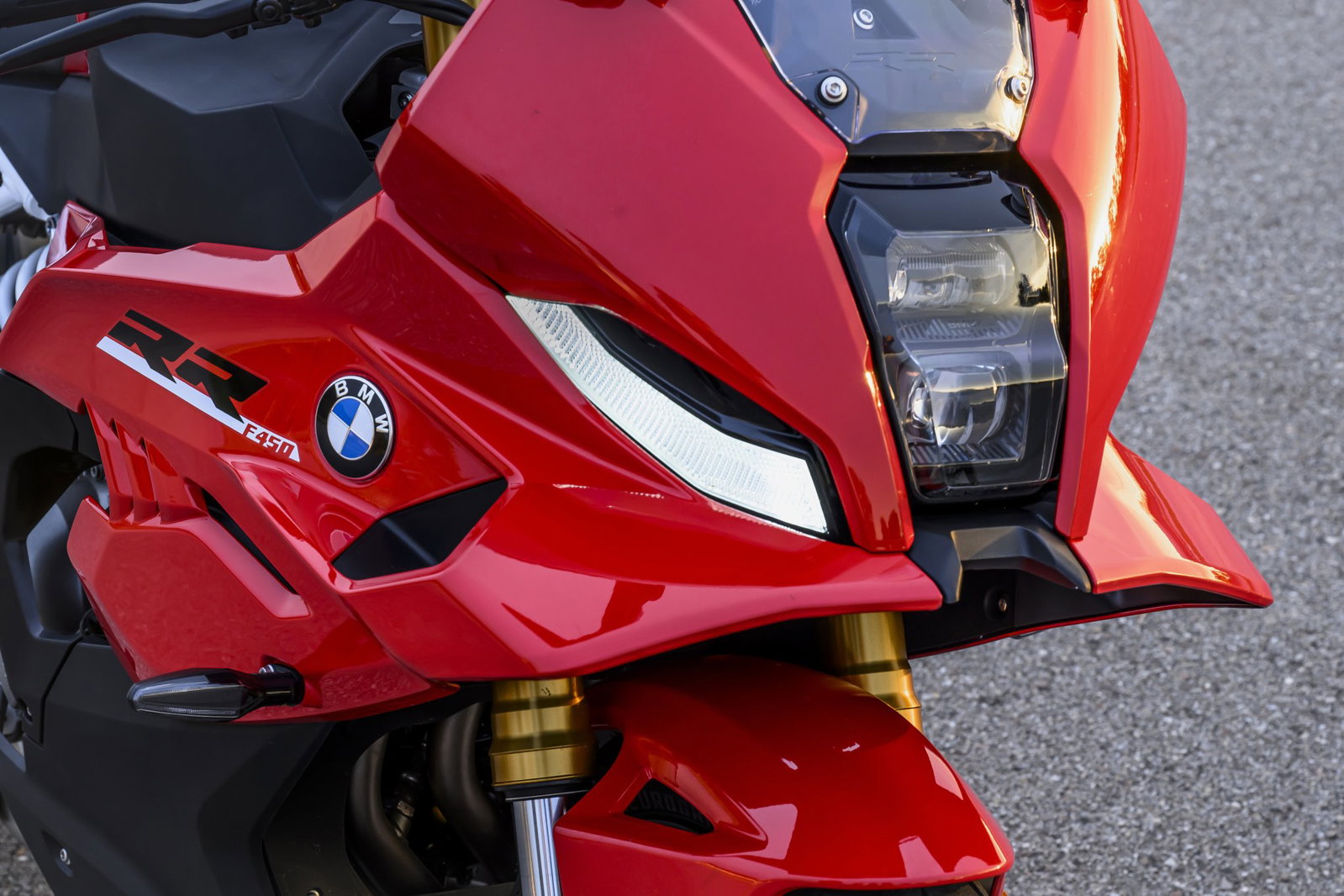 Front of the new F450 RR supersport machine.