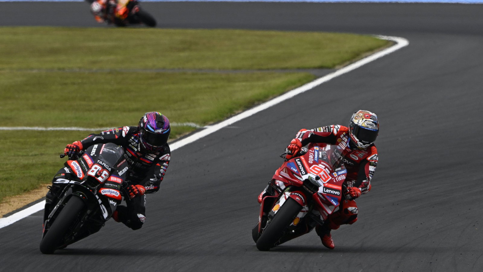 Marc Marquez overtaking Jorge Martin. Credit: Gold and Goose.
