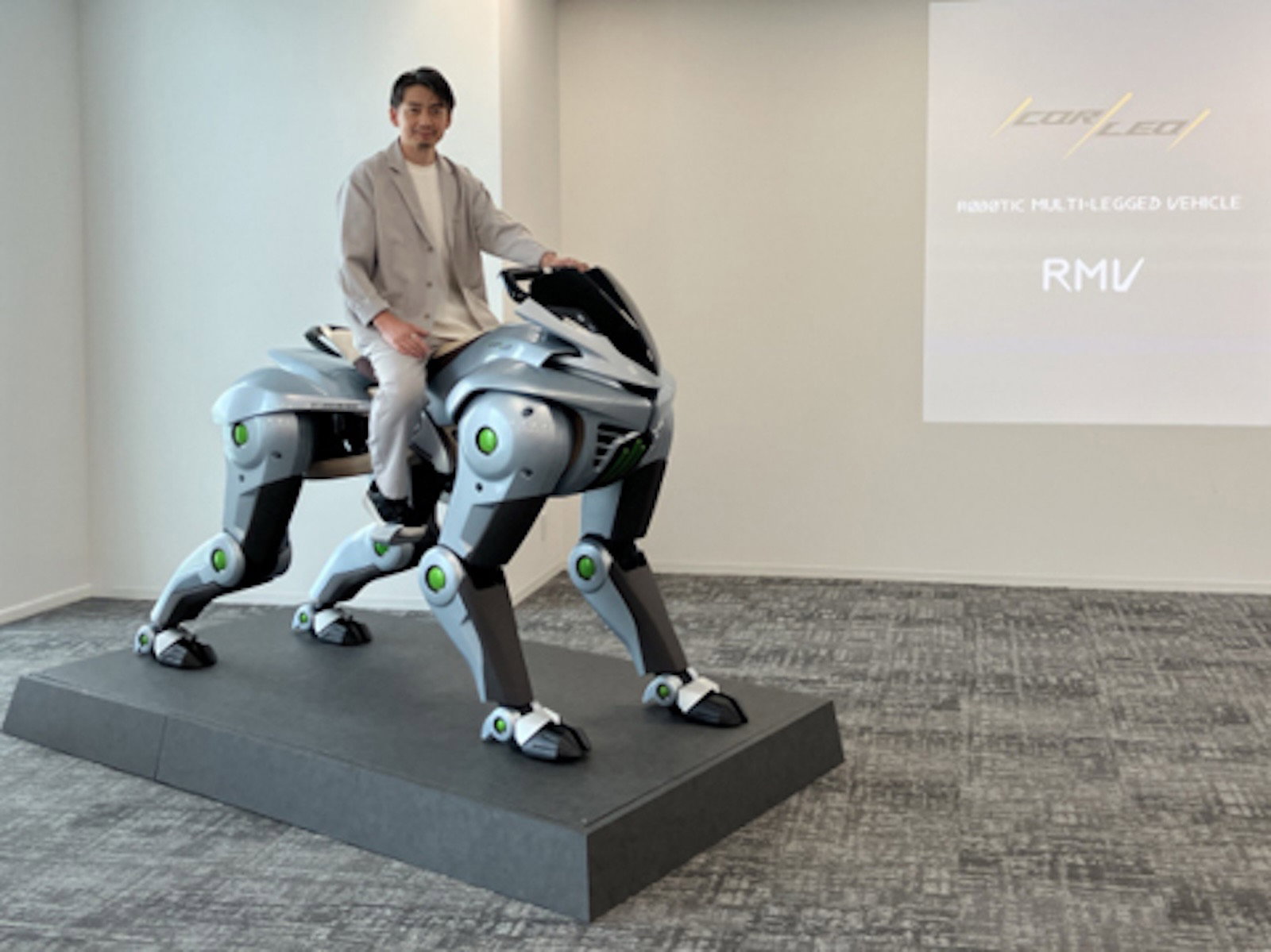 A full size version of the Kawasaki Corleo robot vehicle.