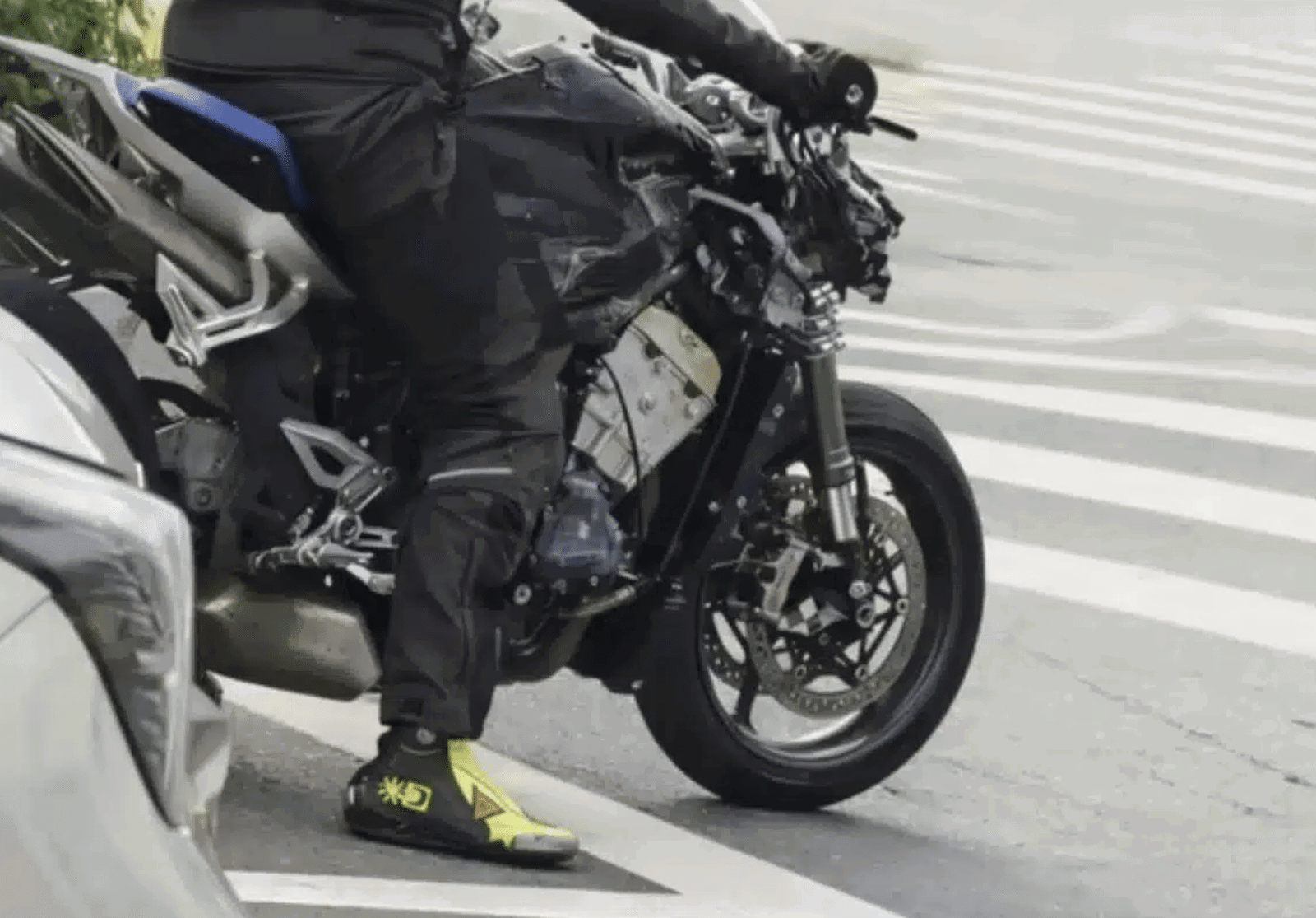 A ZT903-R prototype being tested