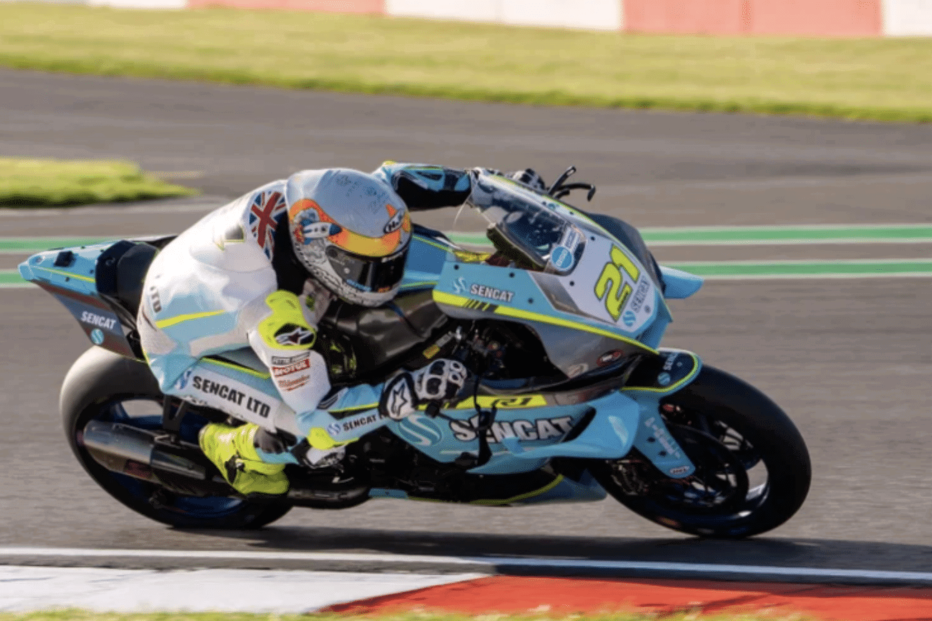 Christian Iddon racing at the Assen BSB round. Credit: Ian Hopgood Photography.