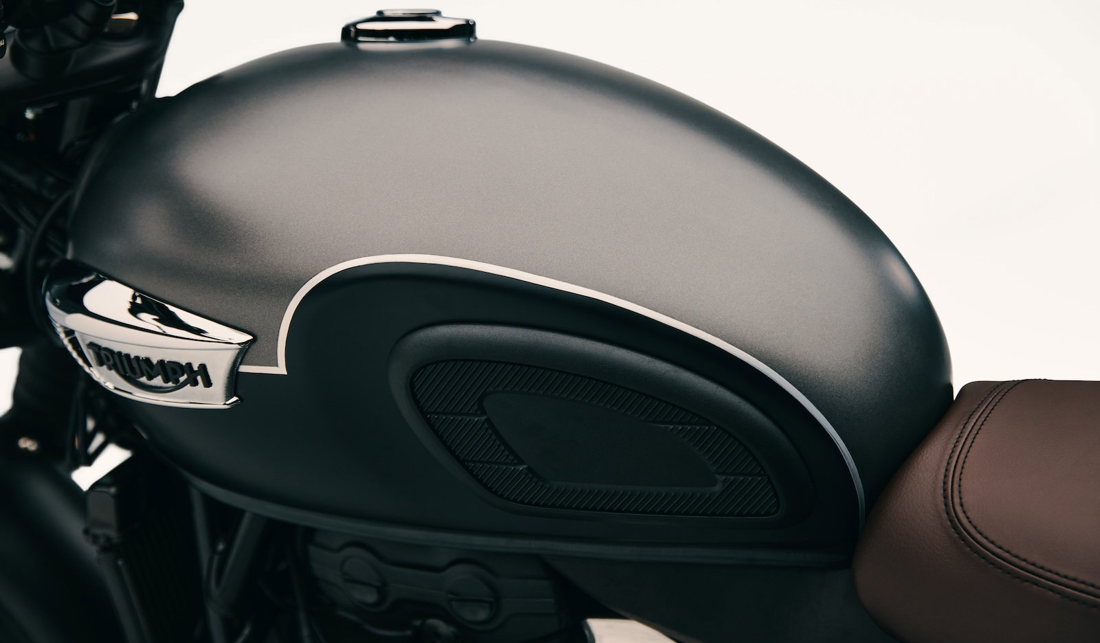 The hand finished pinstriping on the fuel tank of the Bonneville T40 Black