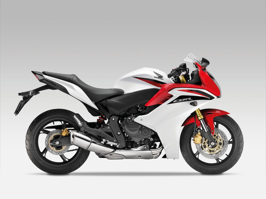ホンダCBR600F PC41 2011年製 バイク 600cc CB600F HORNET（PC41後期） -since 2011- - バイクの系譜