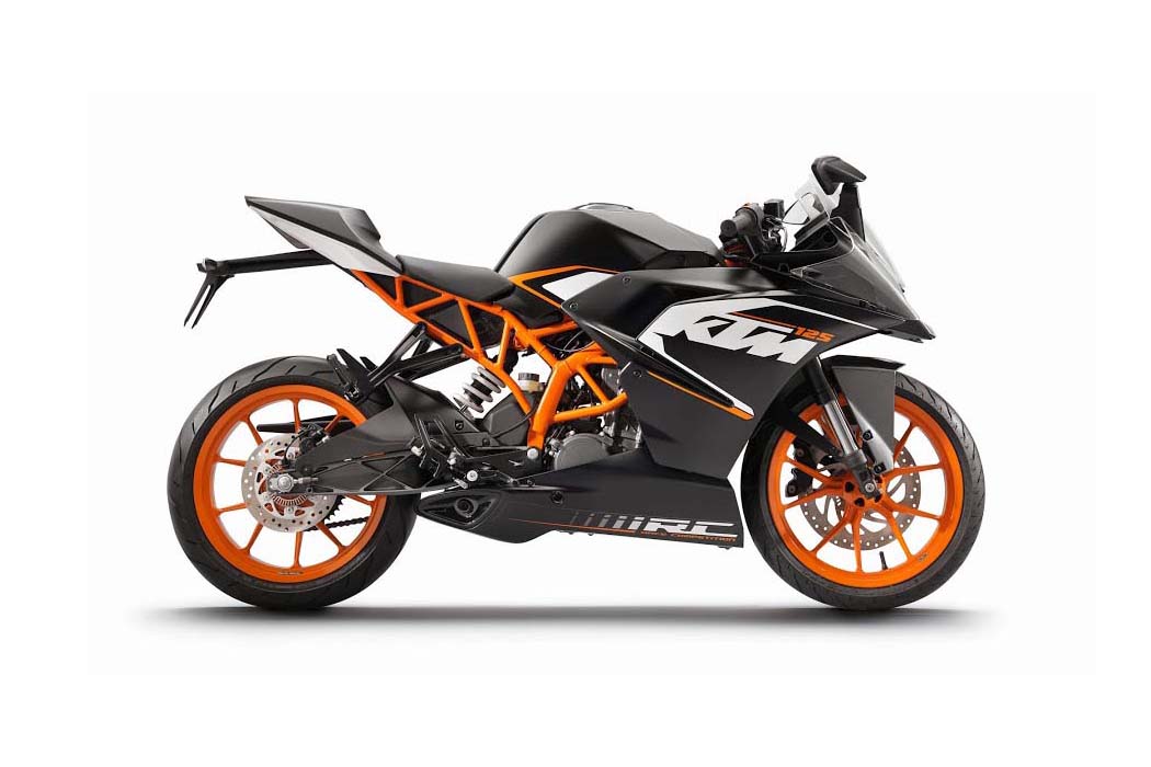 RC390 review | Visordown