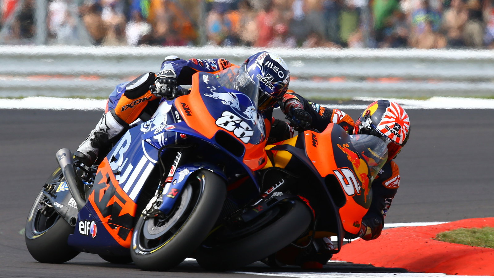 Oliveira, Zarco crash