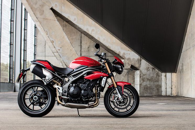 Speed Triple R review